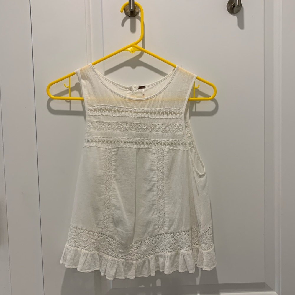 Cute flowy too with open back